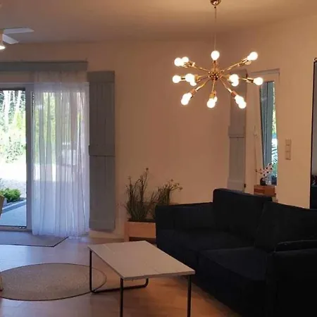 Happy 03 Basen & Kort Tenisowy, Ochrona 24h - Duzy Taras !!! Pobierowo