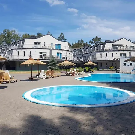 Happy 03 Basen & Kort Tenisowy, Ochrona 24h - Duzy Taras !!! Pobierowo